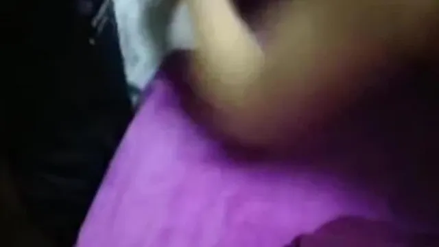 俏皮网红脸女友的极致性爱服务骚逼坐上来自己扭动