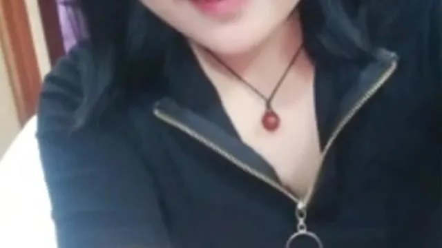 超级清纯极品良家妹 首次下海黄播纪实，粉穴美乳让男友尽情玩弄
