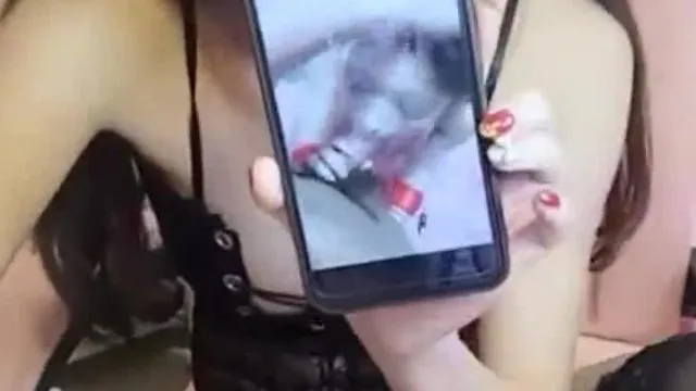 手机直播身材不错长腿美女主播裸秀跳蛋自慰性感黑丝很是诱惑喜欢不要错过