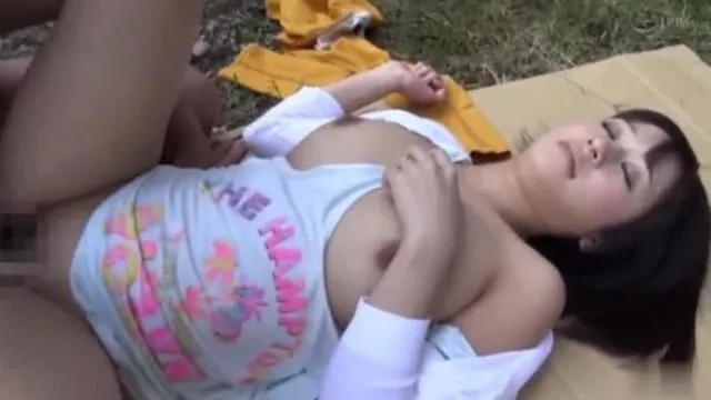 人妻胸チラ盗撮9时间