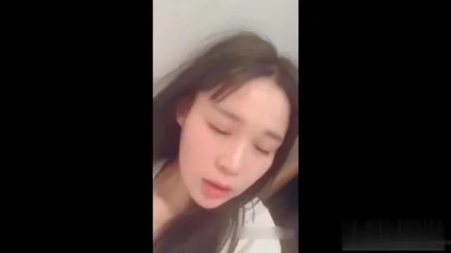 炒粉紅美鮑KK大美女跳彈噴水大秀