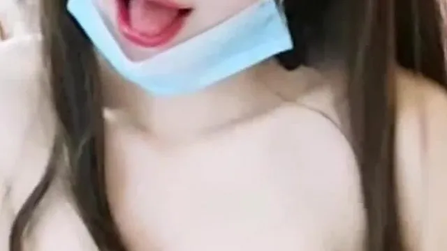 颜值不错湖南妹子眼镜情趣装诱惑各种情趣用品自慰很久还没高潮直说哥哥女人高潮要大屌来插穴（全程露脸）