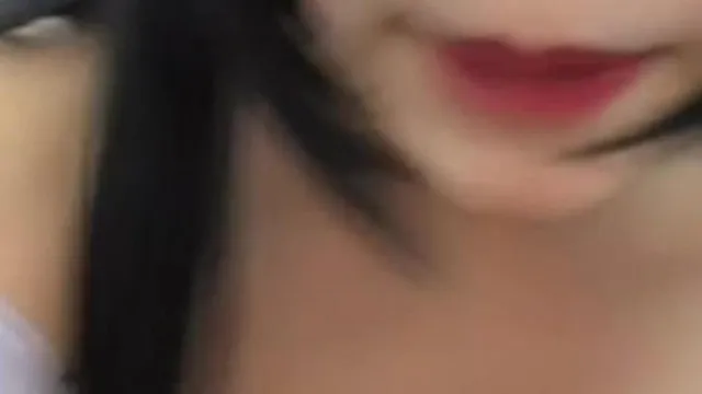 [中文主播外流]长腿美乳网红妹可爱新作-粉嫩淫穴道具插浪穴淫水呻吟