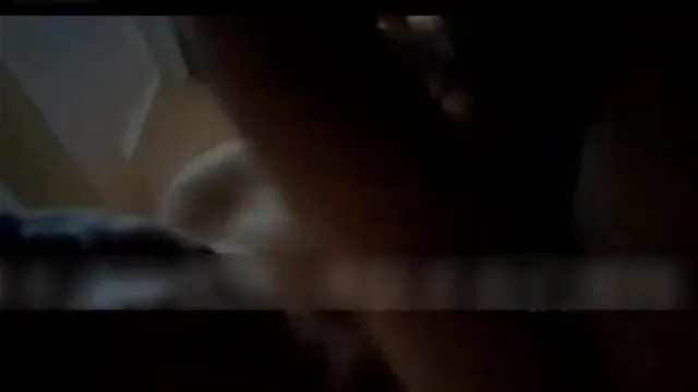 Em um pequeno condado de Xinjiang, marquei um encontro com uma garota uigure de meio período em um pequeno restaurante para comer churrasco e fazer sexo em um hotel com footjob e um boquete venenoso. Ela fez muito sexo antes mesmo de fazer sexo. O diálogo foi obsceno.