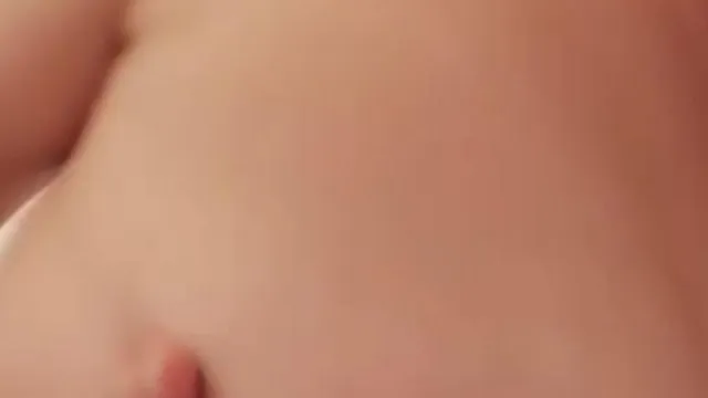 极品巨乳尤物伊媚儿下海黄播说她逼逼好痒不停的模看得我浑身欲火