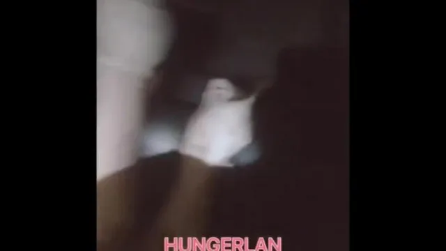 最新流出推特网红美少女嫩妹hungerlan户外露出自摸与富二代3P淫乱生活自拍套图249P视频42V整合1V