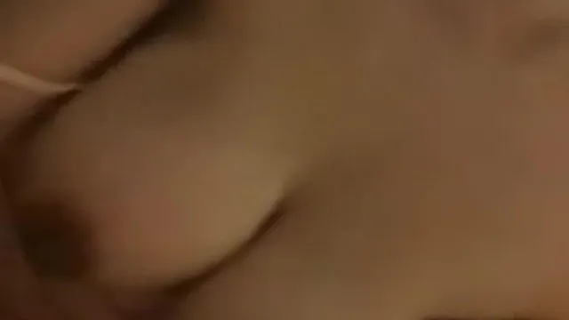 叔叔我不想努力了，请你带我去游玩给我零用钱～我就让你玩巨乳