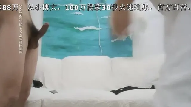 重金约了为性感长髮美女玩3P，2个老司机花招多各种狂干～