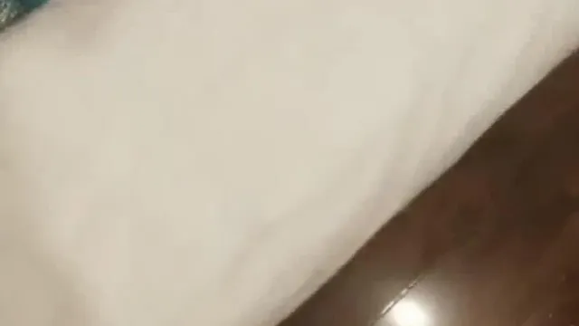 《探花老李》无套内射成都美熟女，丰乳肥臀极品风骚～