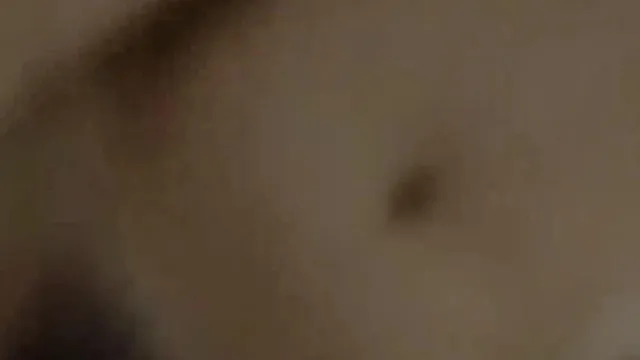 大奶妹子胸前的车头灯可真好看，尤其是被操得豪乳乱晃的时候~