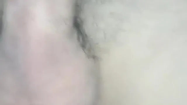 巨乳直播主守屄如瓶~ 只给磨不给肏! 精虫冲脑之下就深喉口爆她!