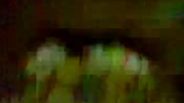 У новобрачной девушки с большой грудью был тайный роман со своим старым любовником, и она также использовала свою большую грудь для траха сисек. Это так сексуально~.