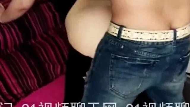 天津多人运动趴！衣服还没脱就操上了！