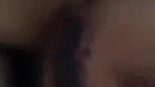 A midi, je suis allé chercher ma belle amant après avoir quitté le travail et je suis allé à l'hôtel pour la baiser.