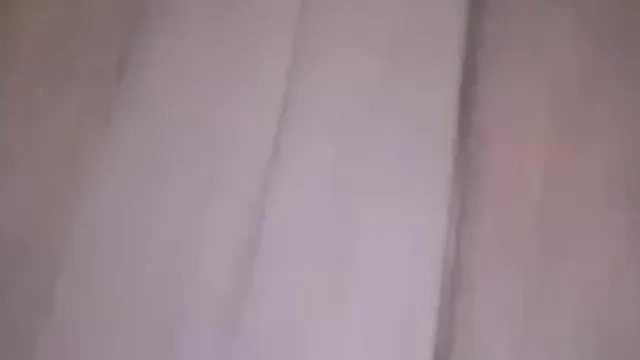 户外高能网红美女主播【调皮】广场酒吧搭讪飚车党黄毛小伙到厕所啪啪四川话对白别有一番风味啪啪