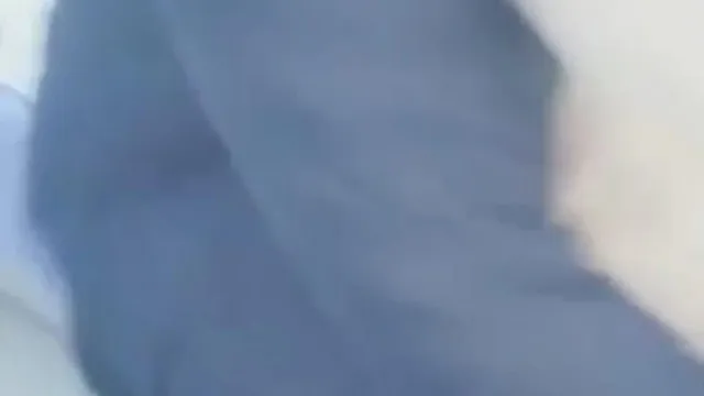 Eu não conseguia parar de amar minha cunhada ~ então tive que enganá-la para ir para a cama ~ mas descobri que eu não era forte o suficiente ~ minha cunhada teve que tirar o vibrador e brincar com isso ~