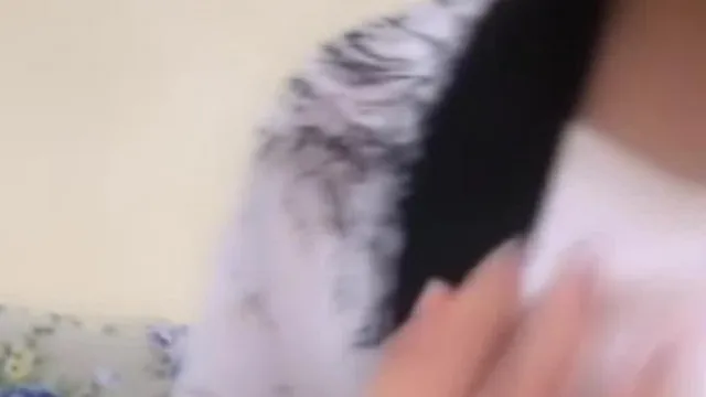 不要玩食物！！黄瓜当肉棒~鲍鲍挑战生理极限~这样玩看起来超爽