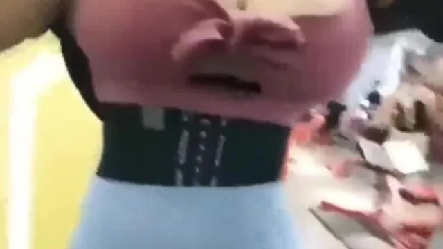 健身房里的清纯脸蛋，有着核弹级奶奶！