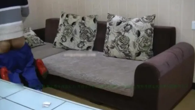 Série Incesto: Meu filho encontrou uma camisinha na cama e perguntou para a mãe safada o que era.