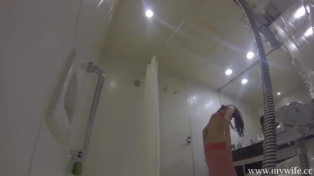 [人妻偷情愿望]超美素人妻系列    盗撮 聡子さん   年齢