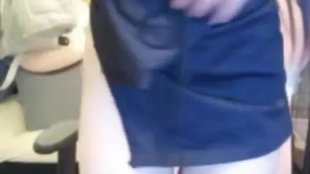 [中文主播外流]偶像型主播脱衣自爽~晶莹剔透的肌肤好诱人~