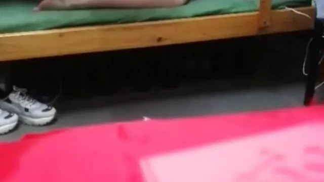 [Короткое видео] Отнеси это в общежитие и сделай это.