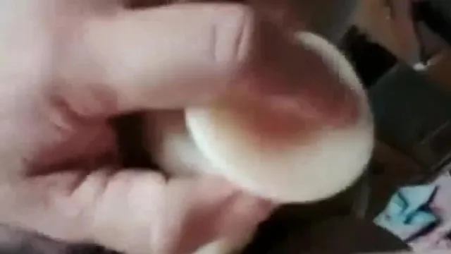 [Zone vidéo courte] Cette salope, sa mère l'appelait alors qu'elle était allongée sur le litn