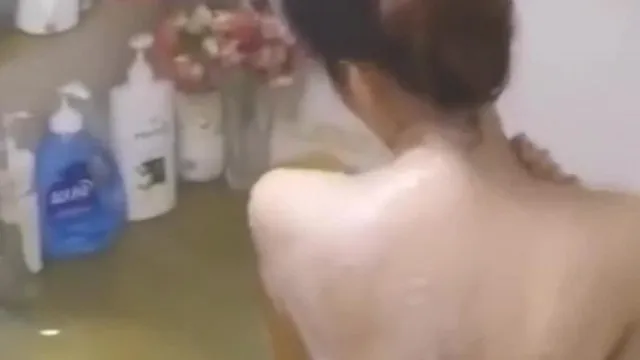 [短视频区] 差点被发现了。