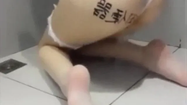 [Área de video corto] Baño en