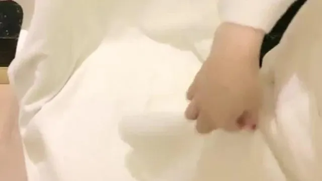 Avove_啪啪内射_20201027