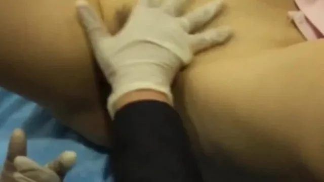 極品尤物身穿情趣制服被狠肏 調教女友為奴