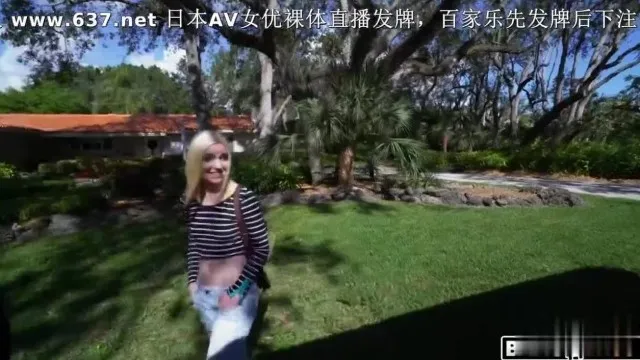 Xmas Special With A Sexy Elf