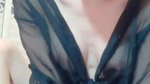 清纯小师妹直播全裸自慰