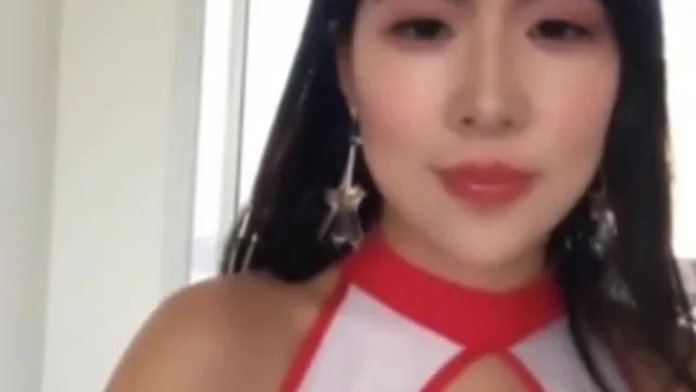 网红女神主播思瑞最新护士制服教你如何丰胸