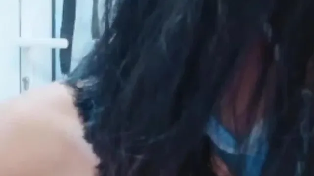 情趣秋千上被猛操后还不满足要求用手指服务主播最后还露全脸