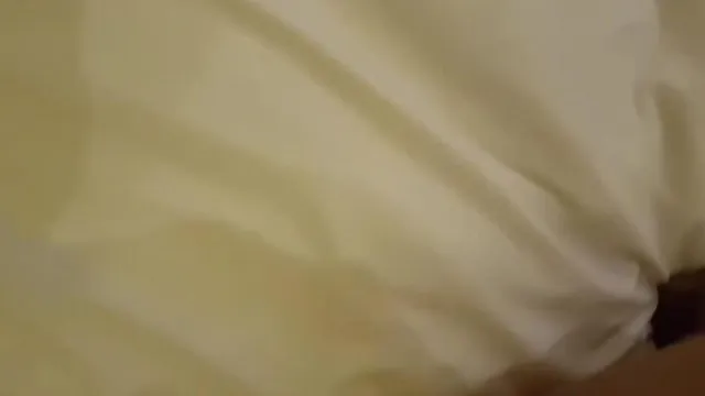 情侣酒店自拍 黑丝短发大奶女友 小逼是真的美 女上位骑马扭腰超诱人