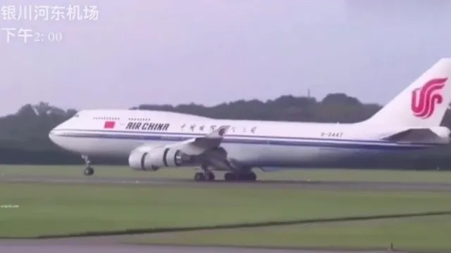 国产AV剧情微博裸替演员沈樵之火车邂逅前男友直接在卧铺里啪啪