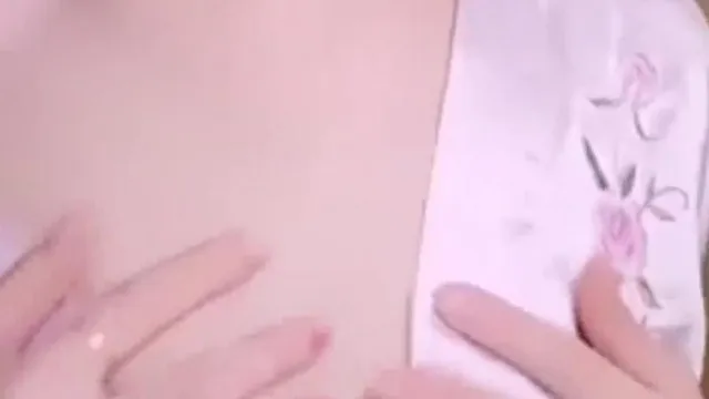 高颜值干练短发健谈开朗风骚女教师大胆直播赚外快身材太棒了啪啪不多私处粉嫩嫩撸点很高国语对白