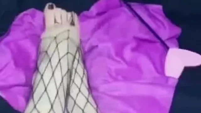 爆乳网红(朋克蕾丝)大尺度魅惑私拍