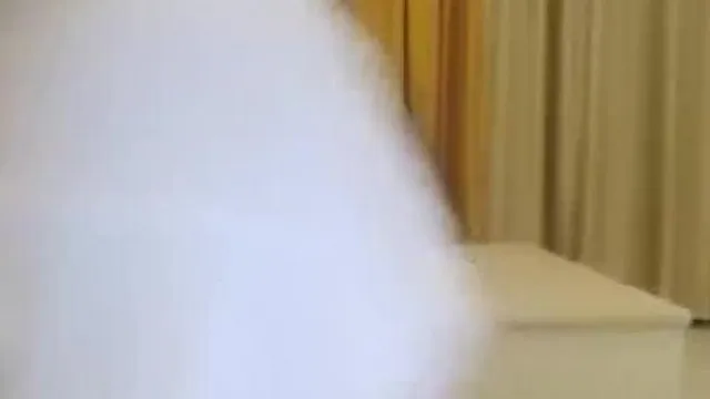 (狐狸不是妖)性感美女约炮友在家啪啪 声音太大怕把爸爸吵醒