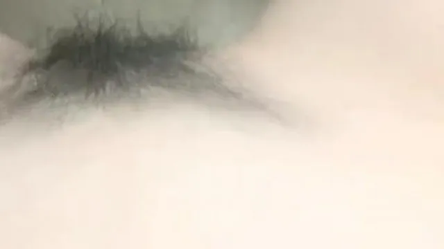 (大學生活好)室友刷綜藝 她床上摳穴