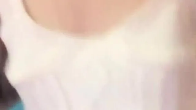 户外主播小母狗很骚 网吧自慰勾引男生 调情口爆 结果小哥太废 无奈自己厕所解决