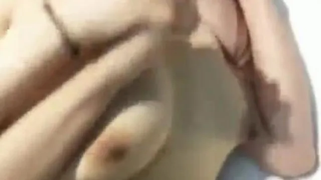 (Mlle Xiao) Faire l'amour en parlant au téléphone