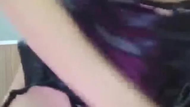 (蘇蘇)約炮閨蜜表哥 性愛花樣首次嘗試女用性藥塞粉穴