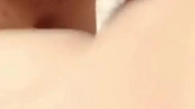 户外骚货一姐这次不野外~把屌丝带回家啪啪到天明~一姐淫叫不间断~