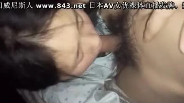 啪啪自拍流出~ 屌放进去才发现嫩妹超会淫叫~