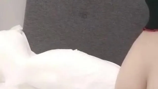 極品校花下海 尹在熙 粉嫩嫩的身體 小屁股翹起來秒硬 尹在熙 (2)