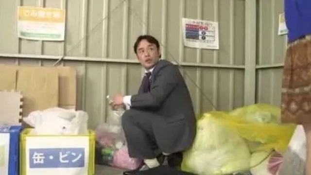 朝ゴミ出しする近所のノーブラ奥さんとやっちゃった俺 6