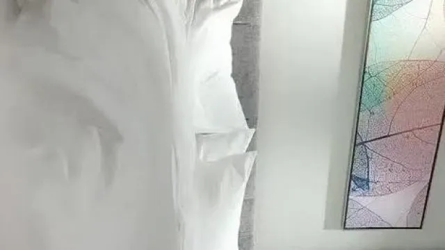 【利哥探花】，全程無尿點，時刻新姿勢，清純兼職學生妹，各種角度欣賞插入細節，做愛角度吊打全場