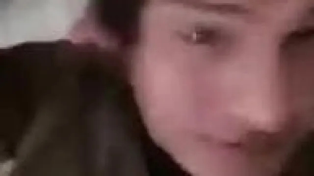 在女兒不注意的時候被女婿玩到高潮的岳母
